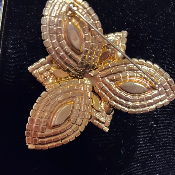 VINTAGE BROACH IRIDESCENT.  Could be Juliana - Picture 2 of 4